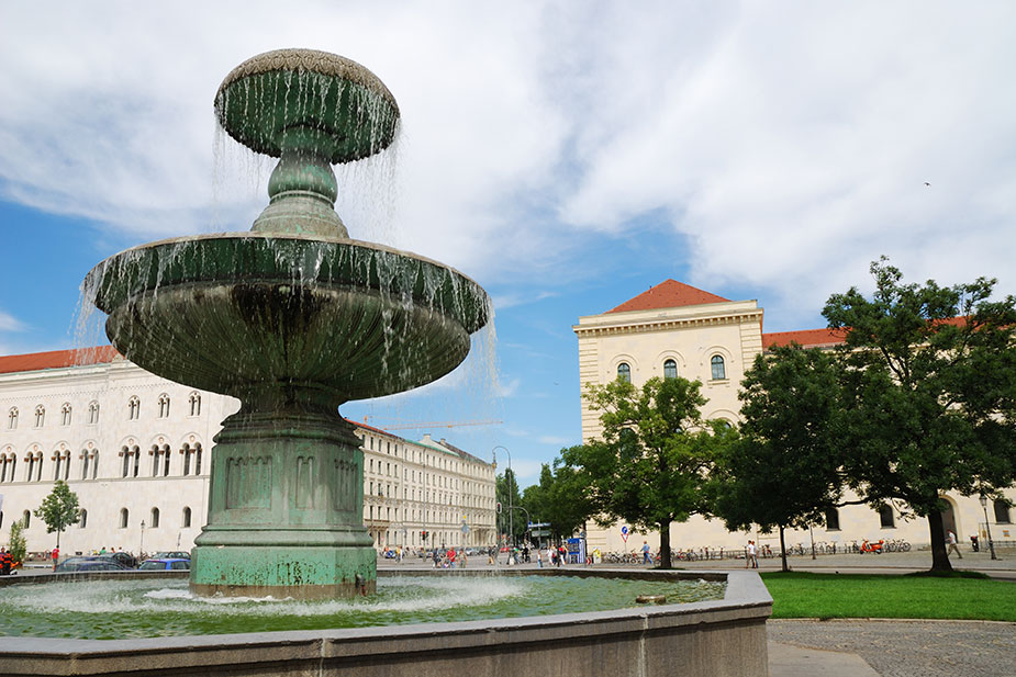 Brunnen an der LMU München 